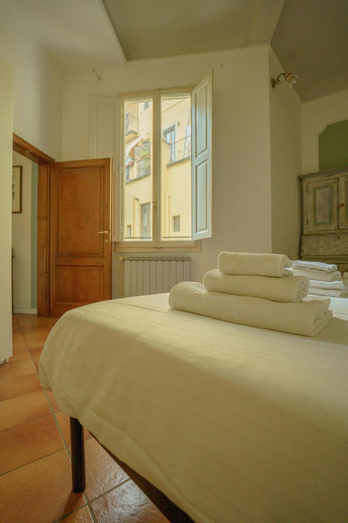 פירנצה Tranquil Suite Near Museums And Train Station מראה חיצוני תמונה