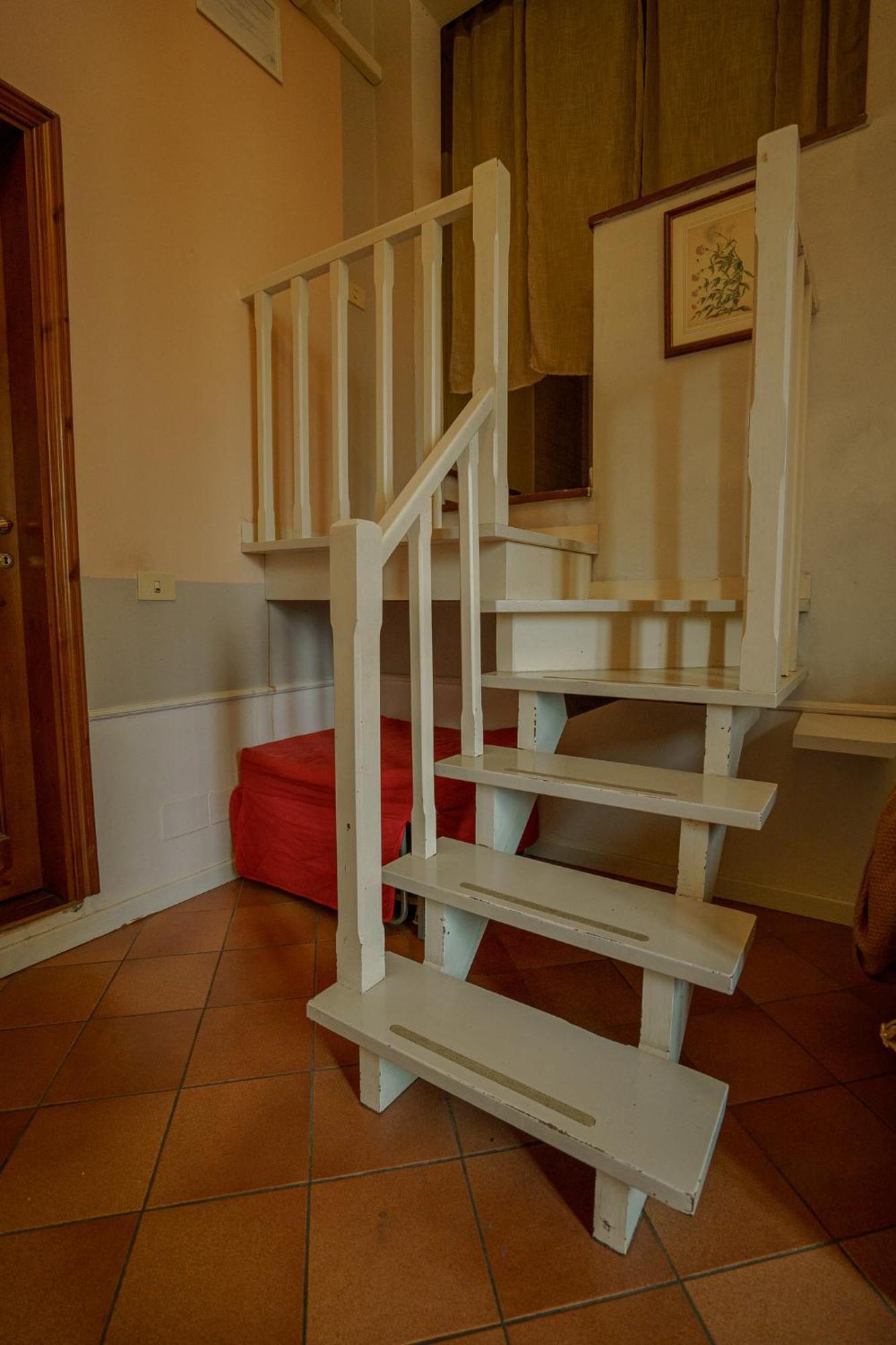 פירנצה Tranquil Suite Near Museums And Train Station מראה חיצוני תמונה