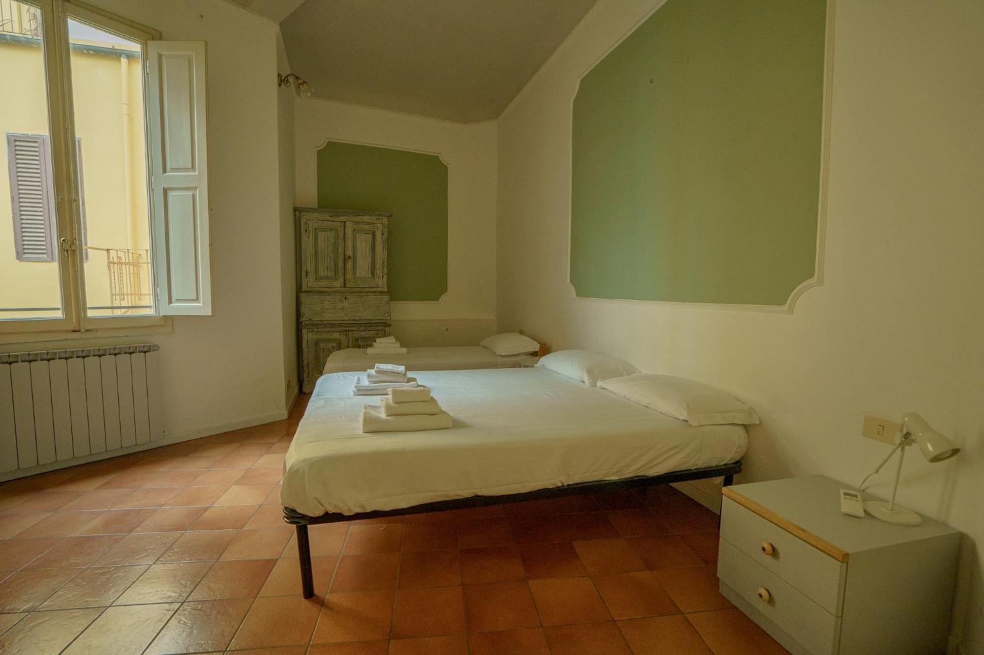 פירנצה Tranquil Suite Near Museums And Train Station מראה חיצוני תמונה
