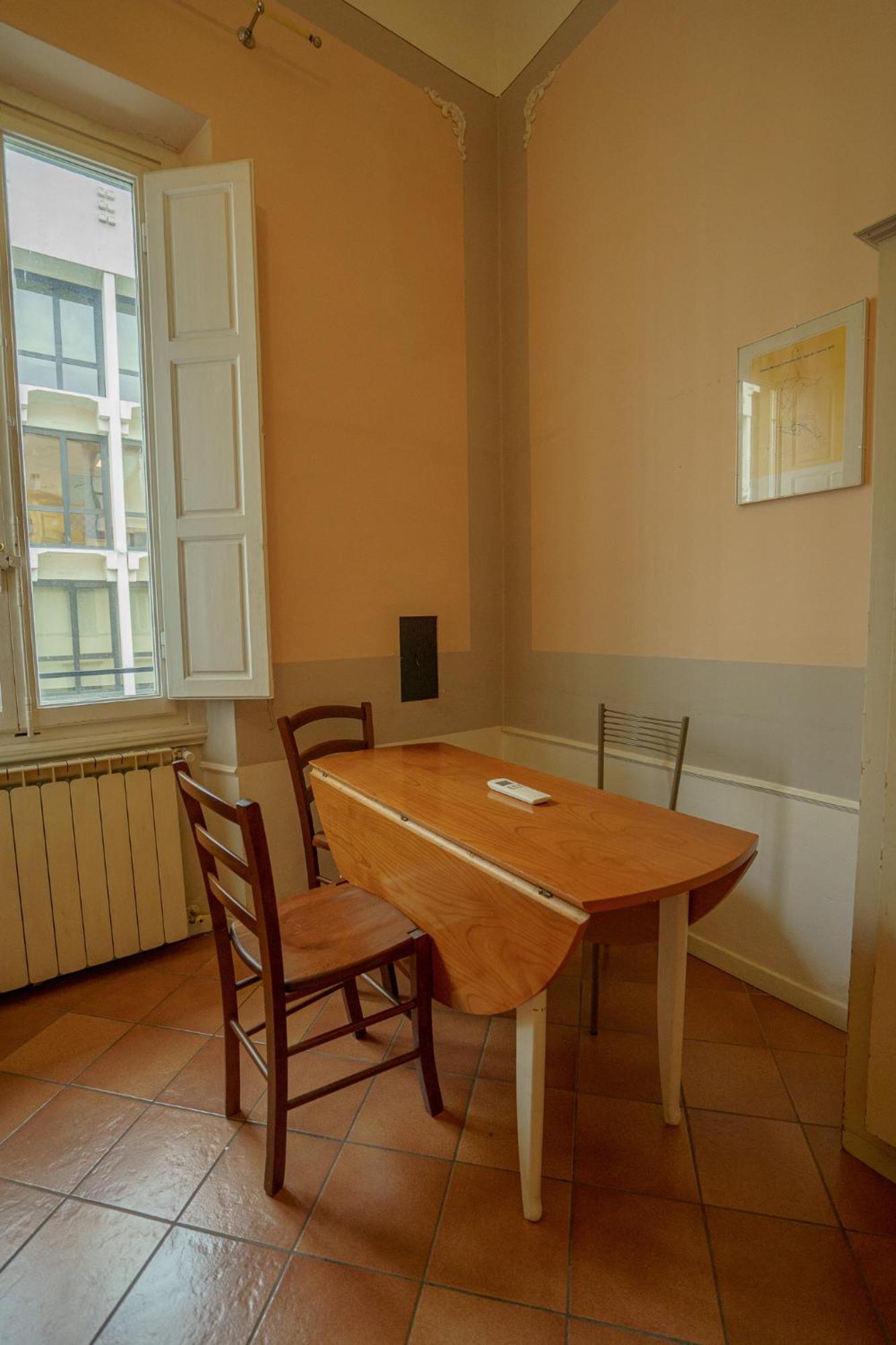פירנצה Tranquil Suite Near Museums And Train Station מראה חיצוני תמונה