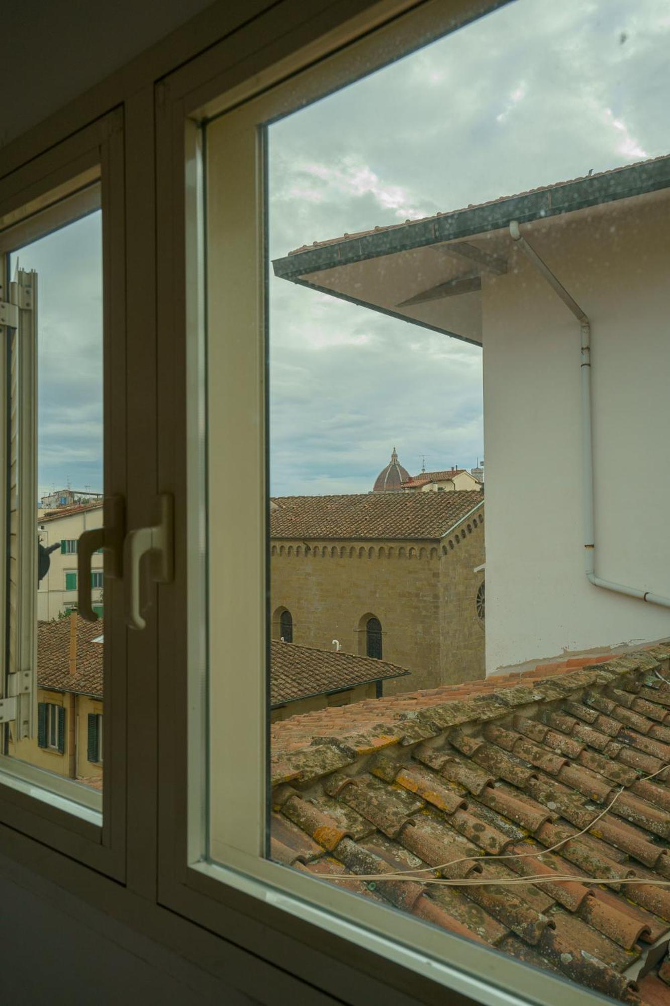 פירנצה Tranquil Suite Near Museums And Train Station מראה חיצוני תמונה