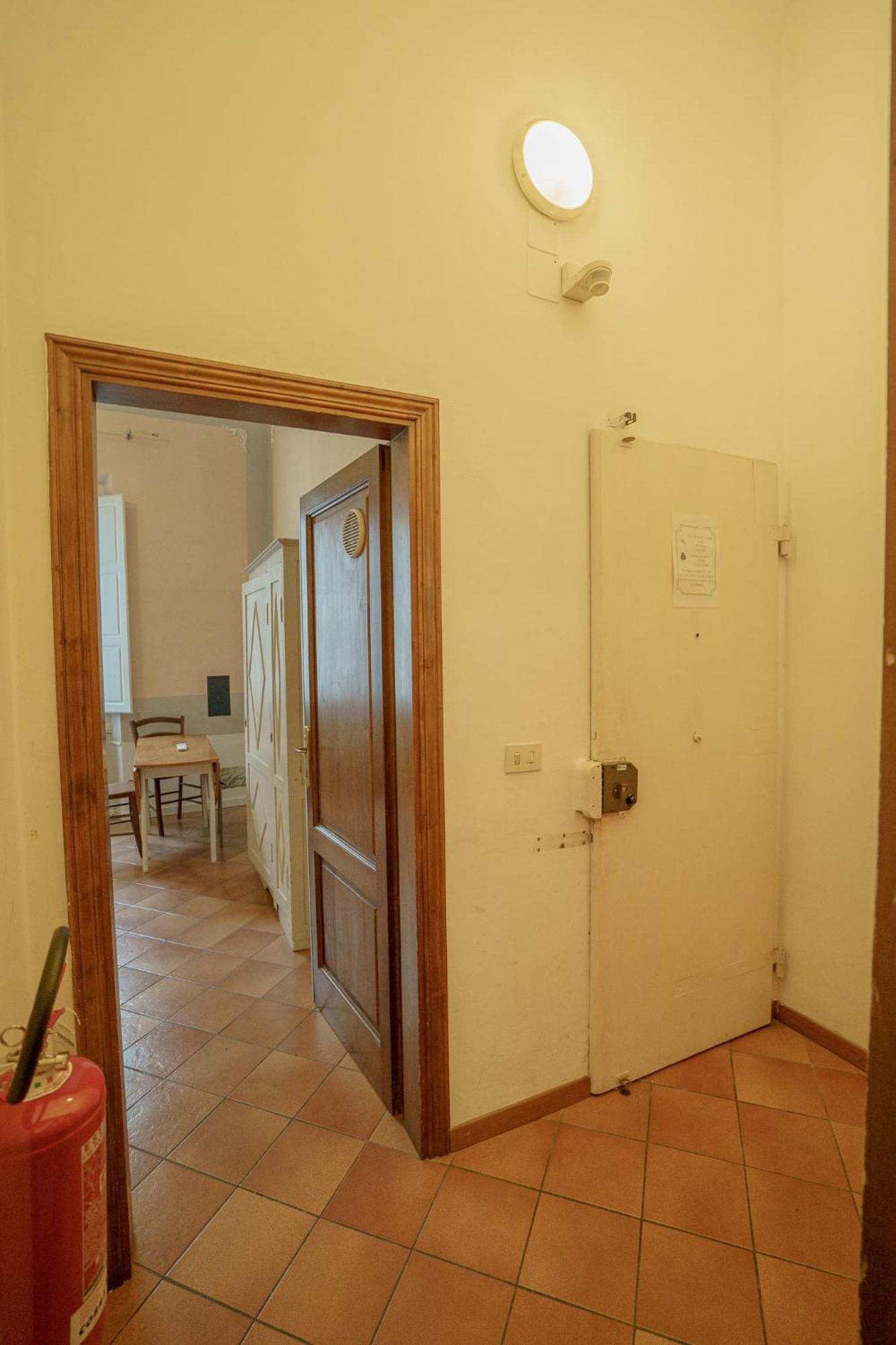 פירנצה Tranquil Suite Near Museums And Train Station מראה חיצוני תמונה
